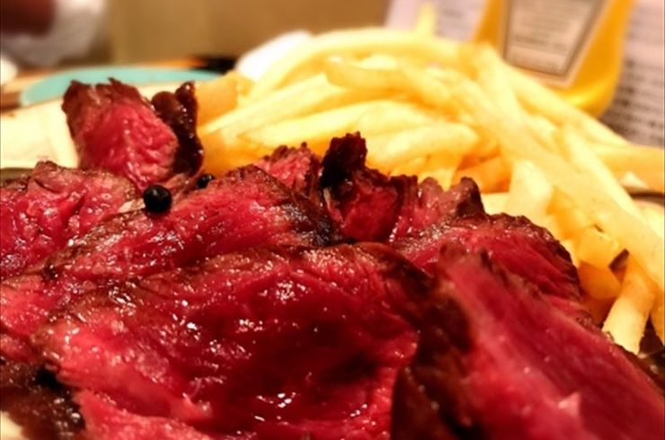 お肉とポテトの盛り合わせ